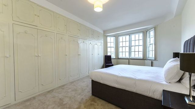  Image of 5 bedroom Flat to rent in Park Road London NW8 at Park Road Array Lisson Grove, NW8 7HY