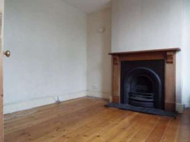  Image of 2 bedroom Terraced house for sale in Park Road Faversham ME13 at Faversham Kent Faversham, ME13 8EU