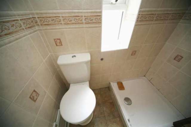  Image of 2 bedroom Terraced house to rent in Park Street Haslingden Rossendale BB4 at PARK STREET HASLINGDEN ROSSENDALE, BB4 5TF