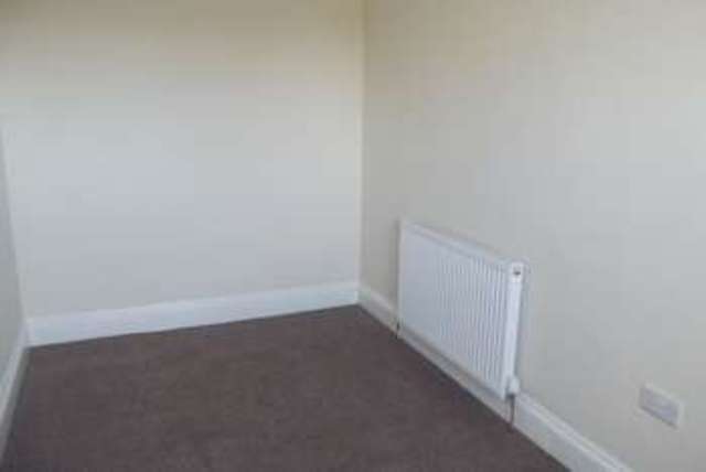  Image of 3 bedroom Terraced house to rent in Park Terrace Washington NE37 at Park Terrace  Washington, NE37 2QX