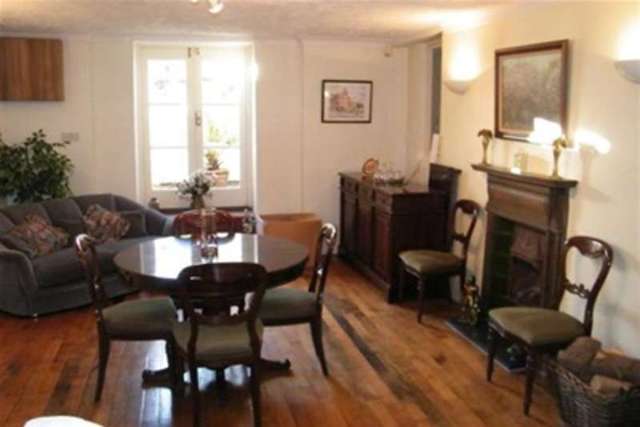  Image of 2 bedroom Semi-Detached house to rent in Park Valley Nottingham NG7 at Nottingham, NG7 1BQ