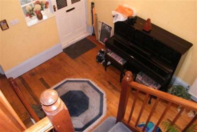  Image of 2 bedroom Semi-Detached house to rent in Park Valley Nottingham NG7 at Nottingham, NG7 1BQ