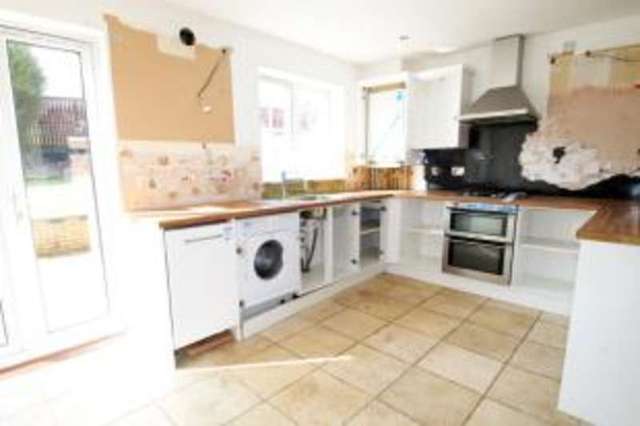  Image of 2 bedroom Semi-Detached house for sale in Parkbrae Gate Glasgow G20 at Ruchill Glasgow Maryhill, G20 9PJ