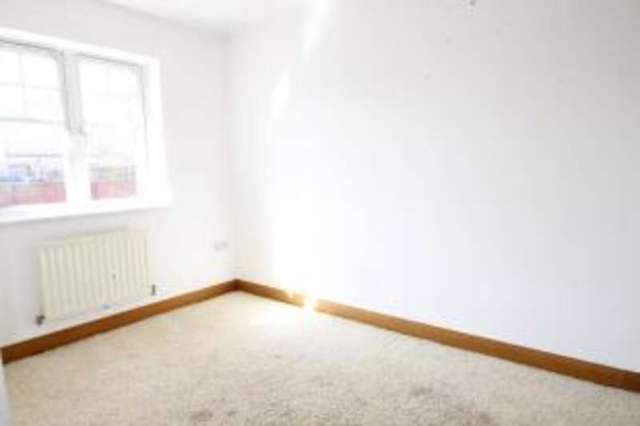  Image of 2 bedroom Semi-Detached house for sale in Parkbrae Gate Glasgow G20 at Ruchill Glasgow Maryhill, G20 9PJ