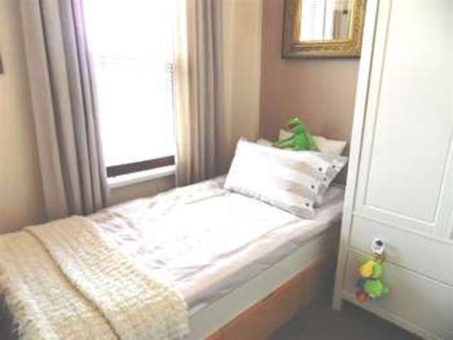  Image of 3 bedroom Property for sale in Parkville Place Bramley Leeds LS13 at Parkville Place Leeds Leeds, LS13 2LY