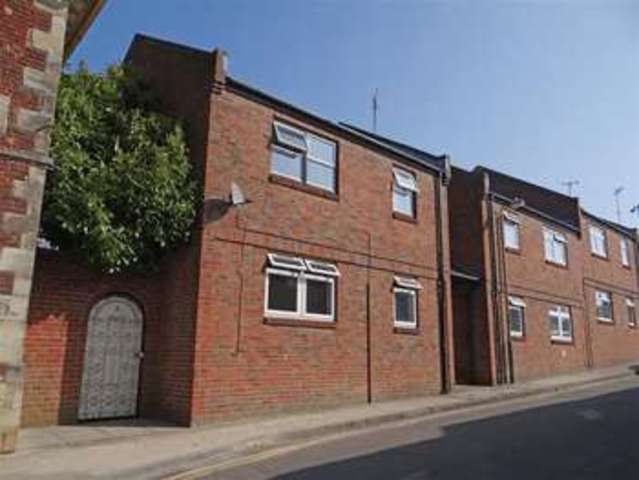  Image of 1 bedroom Flat for sale in Paynes Hill Salisbury SP1 at Paynes Hill  Salisbury, SP1 2BN