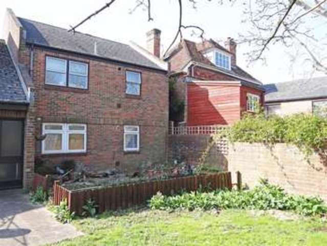  Image of 1 bedroom Flat for sale in Paynes Hill Salisbury SP1 at Paynes Hill  Salisbury, SP1 2BN