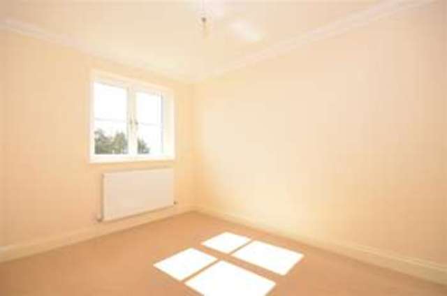  Image of 3 bedroom Mews for sale in Pegwell Road Ramsgate CT11 at Ramsgate Kent Ramsgate, CT11 0JE