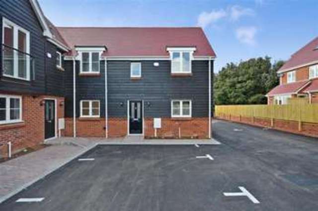 Image of 3 bedroom Mews for sale in Pegwell Road Ramsgate CT11 at Ramsgate Kent Ramsgate, CT11 0JE