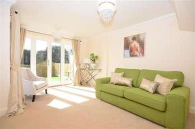  Image of 3 bedroom Mews for sale in Pegwell Road Ramsgate CT11 at Ramsgate Kent Ramsgate, CT11 0JE