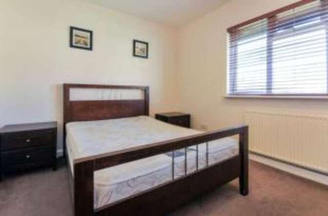  Image of 1 bedroom Flat for sale in Pembury Crescent Sidcup DA14 at Sidcup  North Cray, DA14 4QA
