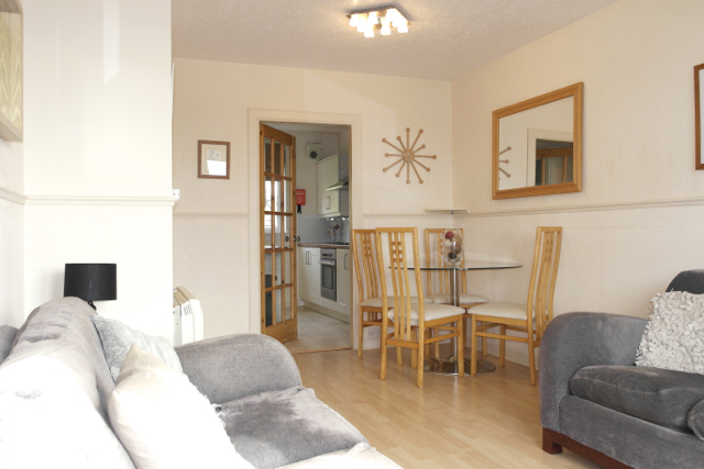  Image of 2 bedroom Flat to rent in Pentland Crescent Dundee DD2 at West End Dundee Dundee, DD2 2BU