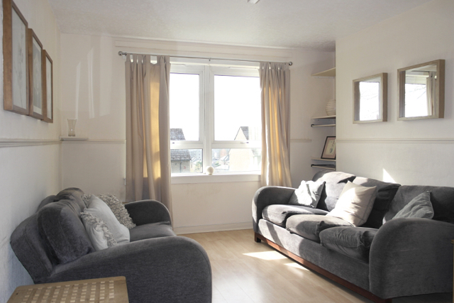  Image of 2 bedroom Flat to rent in Pentland Crescent Dundee DD2 at West End Dundee Dundee, DD2 2BU