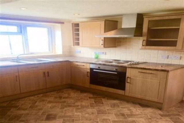  Image of 3 bedroom Terraced house to rent in Baptist Street Penygroes Caernarfon LL54 at Caernarfon, LL54 6NU
