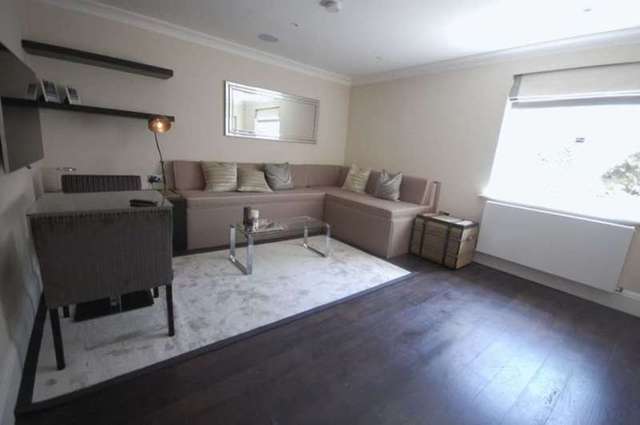  Image of Apartment to rent in Park Walk London SW10 at Park Walk Chelsea London, SW10 0AJ