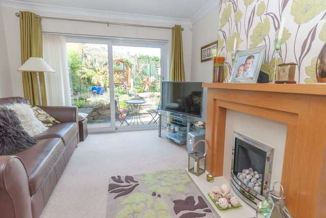 Image of 2 bedroom Bungalow for sale in Perry Close Woodhouse Eaves Loughborough LE12 at Woodhouse Eaves, LE12 8SB
