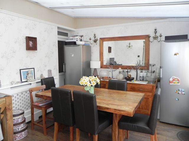 Image of 4 bedroom Terraced house for sale in Peterswood Harlow CM18 at Peterswood  Harlow, CM18 7RL