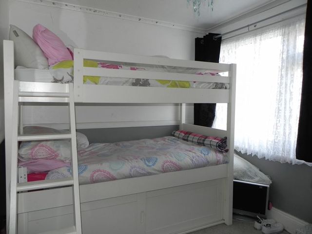 Image of 4 bedroom Terraced house for sale in Peterswood Harlow CM18 at Peterswood  Harlow, CM18 7RL