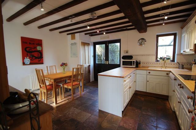  Image of 4 bedroom Semi-Detached house for sale in Dorsington Road Pebworth Stratford-upon-Avon CV37 at Pettiphers Farm, Dorsington Road Pebworth Stratford-Upon-Avon, CV37 8AW