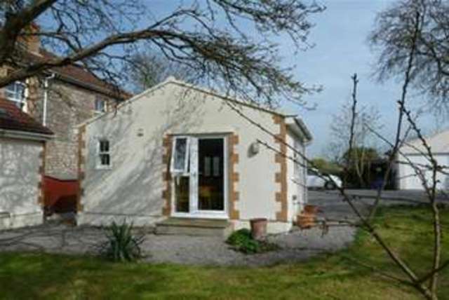  Image of 1 bedroom Flat to rent in Pilning Street Tockington Bristol BS32 at Bristol, BS32 4LR