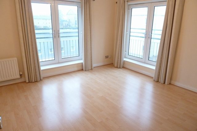  Image of 2 bedroom Flat to rent in Pilrig Heights Edinburgh EH6 at Broughton Edinburgh Edinburgh, EH6 5BB