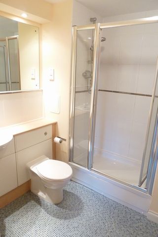  Image of 2 bedroom Flat to rent in Pilrig Heights Edinburgh EH6 at Broughton Edinburgh Edinburgh, EH6 5BB