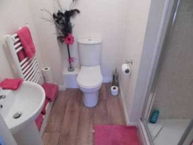  Image of 2 bedroom Flat for sale in The Laurels Fazeley Tamworth B78 at Tamworth Staffordshire Tamworth, B78 3EJ