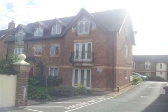  Image of 2 bedroom Flat to rent in Poole Road Upton Poole BH16 at Poole, BH16 5JB
