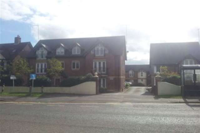  Image of 2 bedroom Flat to rent in Poole Road Upton Poole BH16 at Poole, BH16 5JB