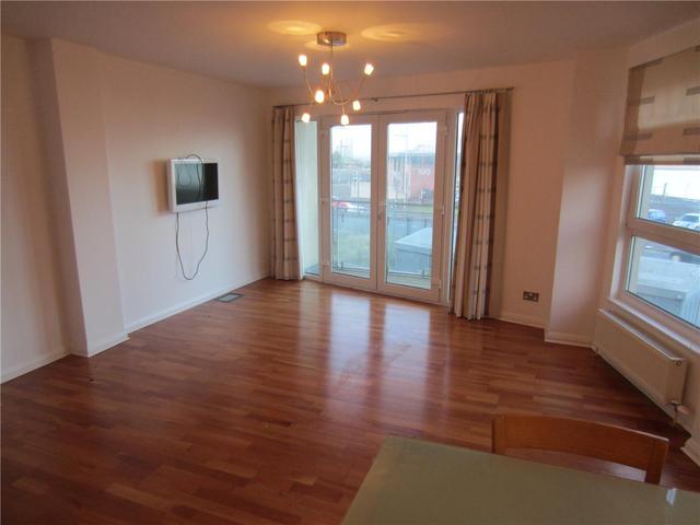  Image of 3 bedroom Flat to rent in Portland Gardens Edinburgh EH6 at Leith Edinburgh Edinburgh, EH6 6NA