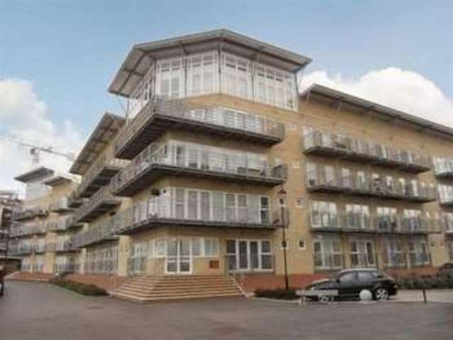  Image of 2 bedroom Flat to rent in Portland Place Greenhithe DA9 at Portland Place Ingress Park Greenhithe, DA9 9FE