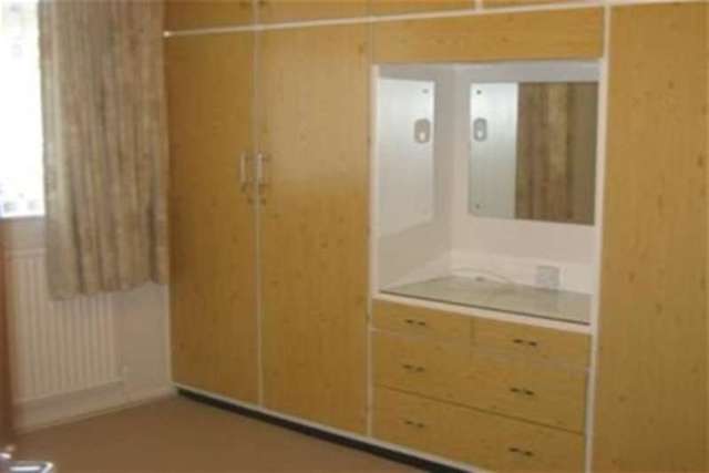  Image of 2 bedroom Bungalow to rent in Prestbury Road Bolton BL1 at Bolton, BL1 8SA