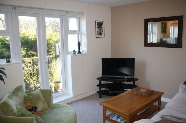  Image of 2 bedroom Flat to rent in Chairmakers Close Princes Risborough HP27 at Chairmakers Close  Princes Risborough, HP27 9BY