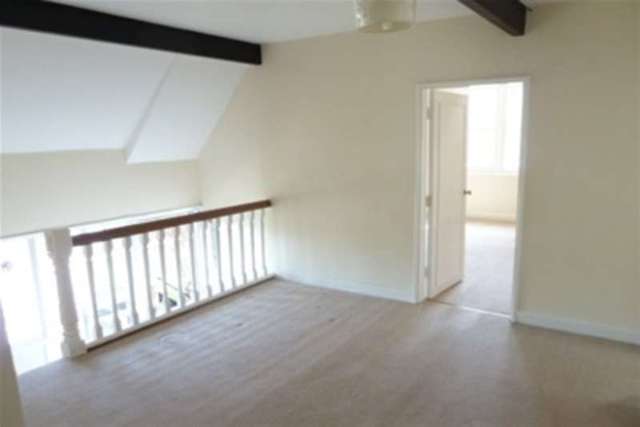  Image of 2 bedroom Flat to rent in Private Road Sherwood Nottingham NG5 at Nottingham, NG5 4DD