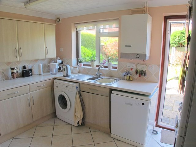  Image of 4 bedroom Detached house for sale in Puffin Crescent Stubbington Fareham PO14 at Puffin Crescent Stubbington Fareham, PO14 3LG