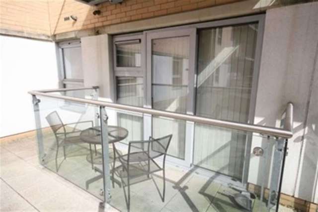  Image of 1 bedroom Flat for sale in Queen Mary Avenue London E18 at Queen Mary Avenue  London, E18 2FJ