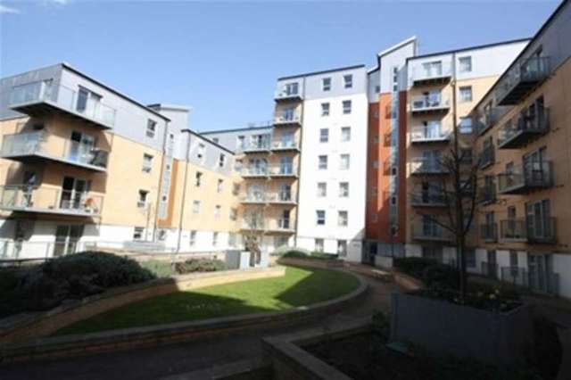  Image of 1 bedroom Flat for sale in Queen Mary Avenue London E18 at Queen Mary Avenue  London, E18 2FJ