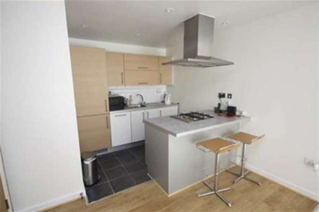  Image of 1 bedroom Flat for sale in Queen Mary Avenue London E18 at Queen Mary Avenue  London, E18 2FJ
