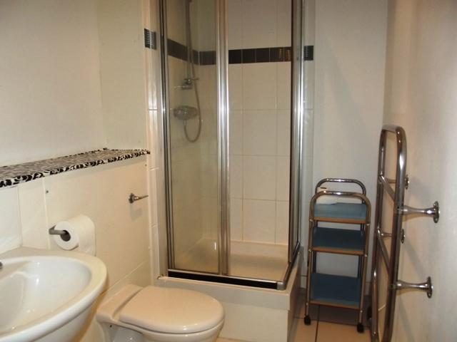  Image of 2 bedroom Apartment to rent in Dock Street Hull HU1 at Dock Street  Hull, HU1 3DL