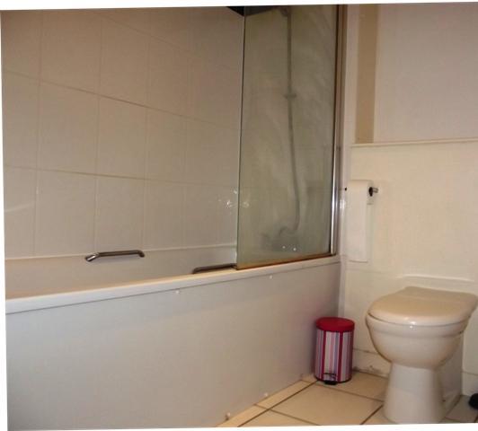  Image of 2 bedroom Apartment to rent in Dock Street Hull HU1 at Dock Street  Hull, HU1 3DL