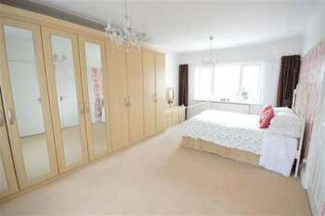  Image of 4 bedroom Detached house for sale in Queens Drive Wavertree Liverpool L15 at Queens Drive Wavertree Liverpool, L15 6XX