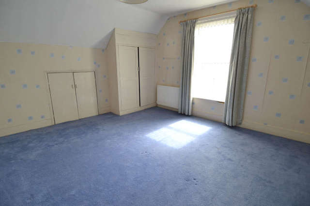  Image of 5 bedroom Detached house for sale in Queens Road Whitstable CT5 at Queens Road Tankerton Whitstable, CT5 2JE