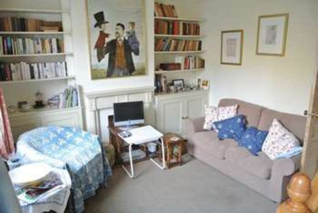  Image of 2 bedroom Terraced house for sale in Queens Walk Stamford PE9 at Queens Walk  Stamford, PE9 2QF