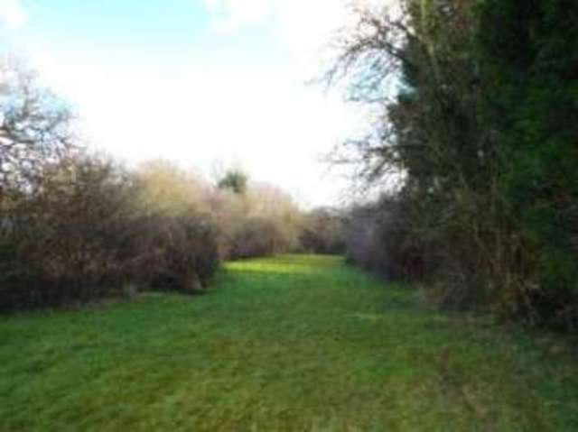  Image of 3 bedroom Bungalow for sale in Church Road Ramsden Bellhouse Billericay CM11 at Ramsden Bellhouse Billericay Ramsden Bellhouse, CM11 1RR