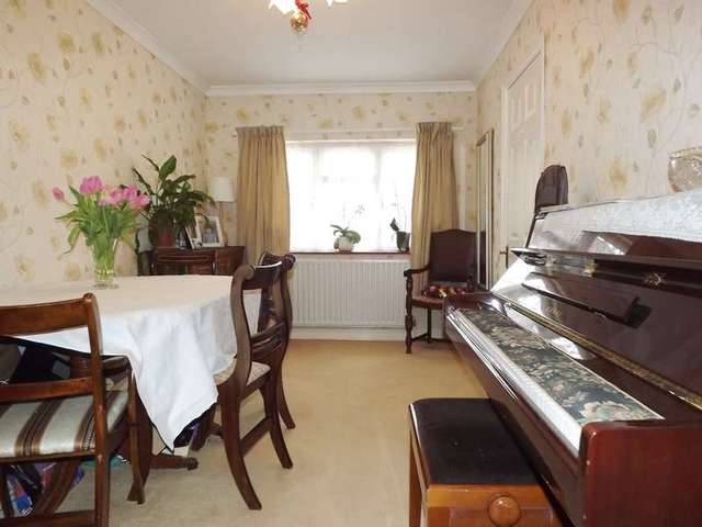  Image of 5 bedroom Semi-Detached house for sale in Ravenswood Avenue Tolworth Surbiton KT6 at Tolworth Surrey Tolworth, KT6 7NP