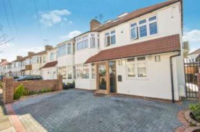  Image of 4 bedroom Semi-Detached house for sale in Rayleigh Road London N13 at Palmers Green London Palmers Green, N13 5QR