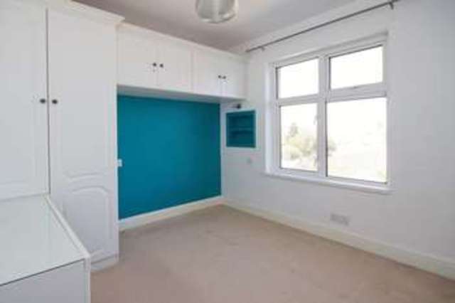  Image of 3 bedroom Terraced house to rent in Oakridge Road Southampton SO15 at Oakridge Road  Southampton, SO15 0LX