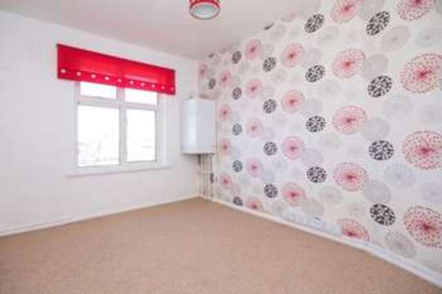  Image of 3 bedroom Terraced house to rent in Oakridge Road Southampton SO15 at Oakridge Road  Southampton, SO15 0LX