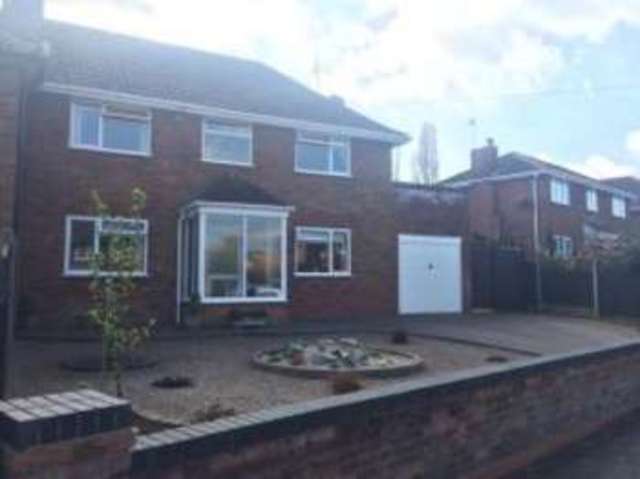  Image of 3 bedroom Semi-Detached house for sale in Redfern Avenue Worcester WR5 at Worcester  Spetchley, WR5 1PZ