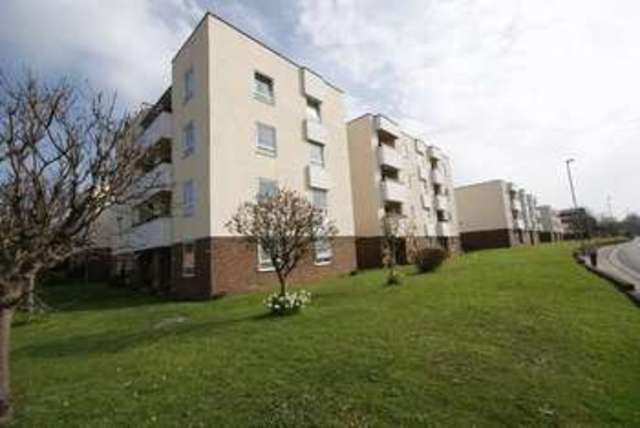  Image of 2 bedroom Flat for sale in Regal Close Cosham Portsmouth PO6 at Regal Close Cosham Portsmouth, PO6 2EQ